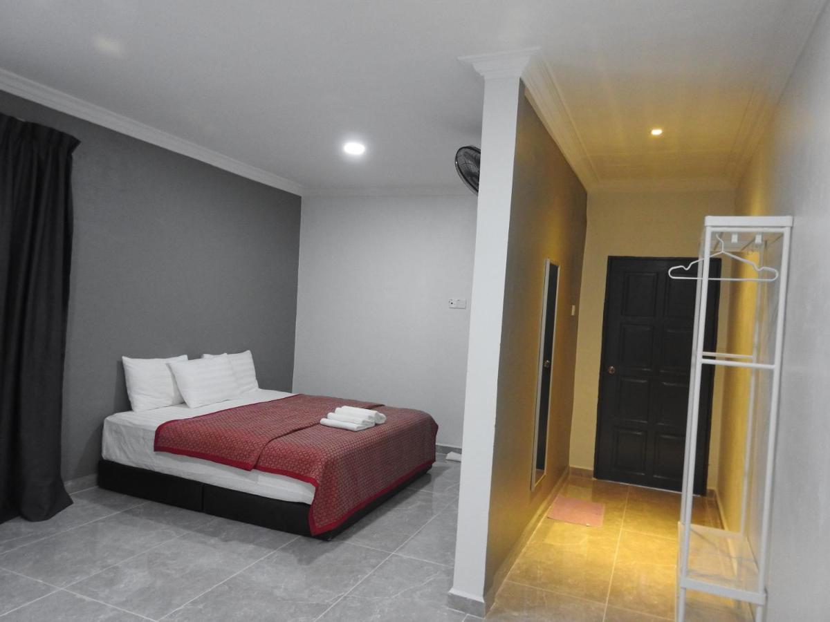 Tebing Guest House Taman Negara Malaysia กัวลาทาฮัน ภายนอก รูปภาพ
