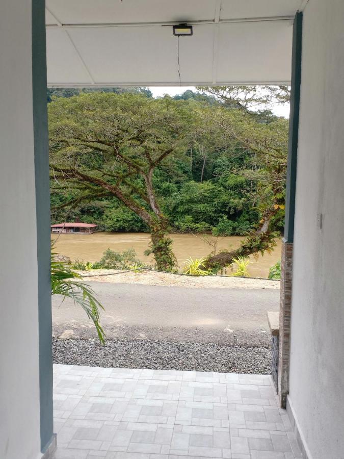 Tebing Guest House Taman Negara Malaysia กัวลาทาฮัน ภายนอก รูปภาพ