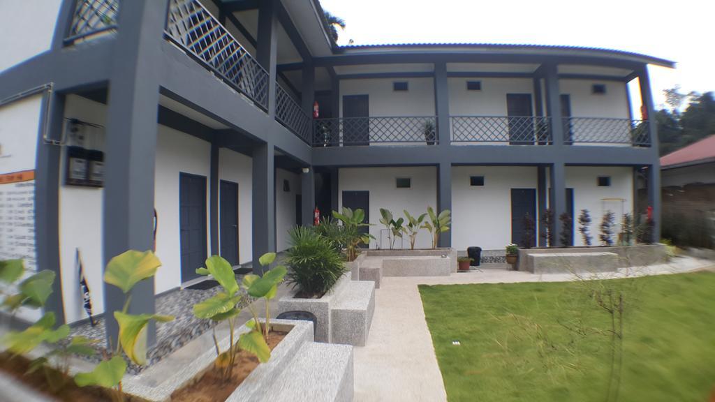 Tebing Guest House Taman Negara Malaysia กัวลาทาฮัน ภายนอก รูปภาพ